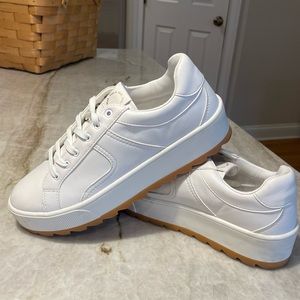 Pull and Bear White Sneakers